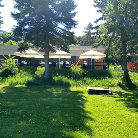 Mongolska Jurta ラグジュアリーテント Stará Turá