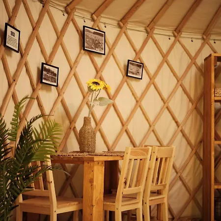 Mongolska Jurta Stará Turá