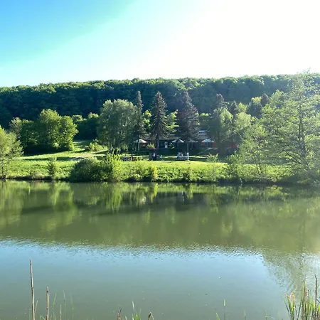 ラグジュアリーテント Mongolska Jurta Stará Turá