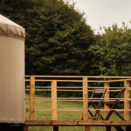 Mongolska Jurta ラグジュアリーテント Stará Turá